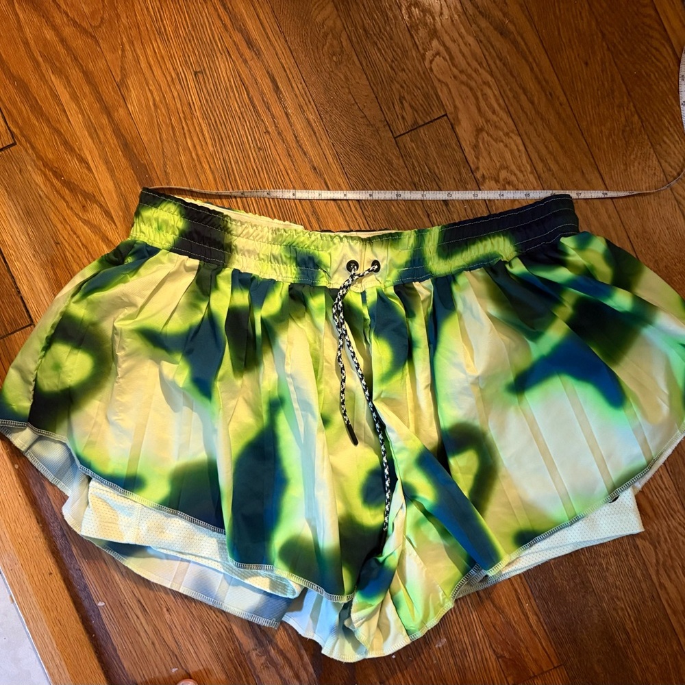 Nike Naomi Osaka Green Yellow Tie Dye Tennis Athletic Shorts XL - Picture 4 of 7